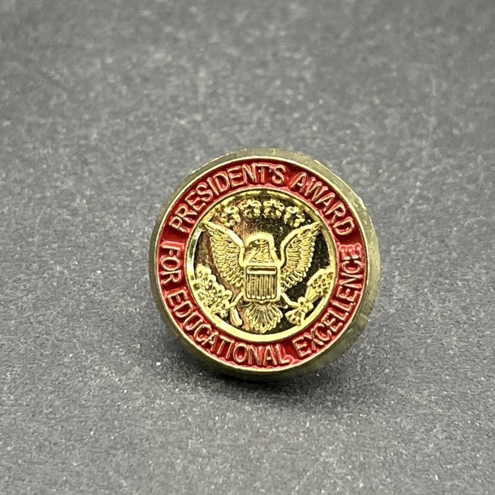 President's Award For Educational Excellence Lapel Hat Pin